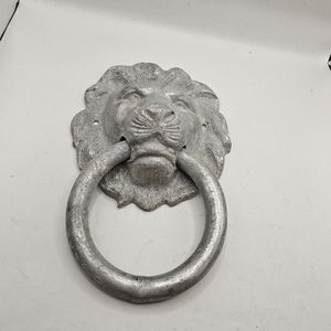 Large Silver Grey Metal Lion Mane Head Door Knocker India Used 9 x 6 inches. 